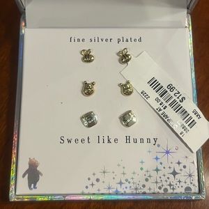 NWT Disney Set of 3 earrings